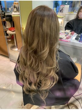 髪技空間アノン(anon) エクステ