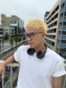 アイズ 海老名(AIZU) スパイキーショート ザクザクショート 台形ショート 眉毛