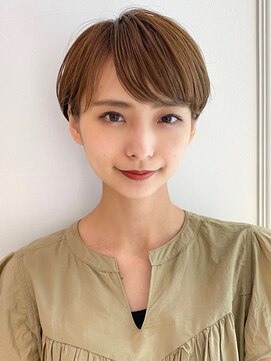 アイスバーグ ウェスト 清澄白河(eyesburg W/est) 20代30代大人可愛い小顔ショートボブ前下がりショートハイライト