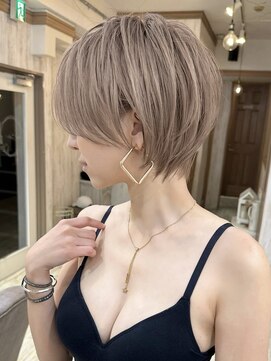 リン(rin.) ハイトーンショートカット