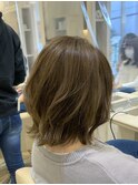白髪もオシャレに染め、くびれレイヤーボブ【浦和】