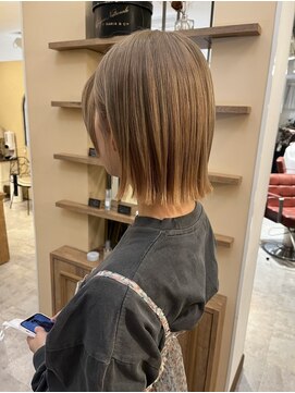 スニュウ(snuw) ボブ/ミルクティーベージュ/twiceモモ