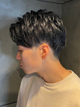 ディスイズバーバー(THIS IS BARBER) 束感ショート　ツーブロック　メンズショート【札幌】