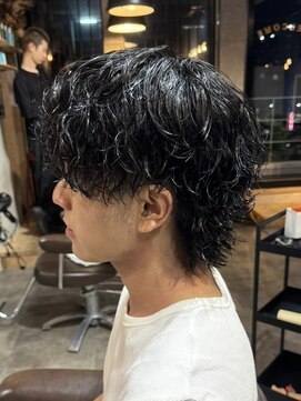 リット バイ フィフス 鹿児島中央駅店(Lit. by fifth) 波巻きパーマメンズマッシュセンターパートツイストパーマウルフ