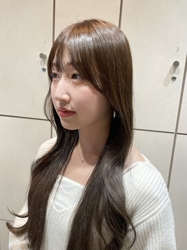 ヴァネッサ VANESSA 顔周りレイヤーベージュベージュ韓国風巻きヘア