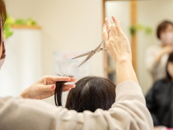 パインカラー(Pine Color)の写真/高い技術力が自慢のサロン♪自宅での再現性も高く、伸びてもキレイなシルエットが長く続きます。