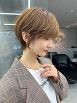 イメチェンショート外ハネボブ美髪ブルーブラックワイドバング