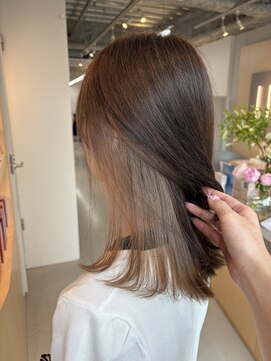 シダ(sida SAIIN) 【西村】20代30代イヤリングカラーベージュ