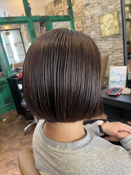 ヘアーラウンジ アンフィ 井土ヶ谷(Hair Lounge Anphi) シークレットハイライト