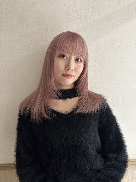 ノア(NOA by KENJE) ペールピンク．