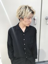 ロティー(loty)&nbsp;センターパートマッシュ×Wカラー/マッシュショート