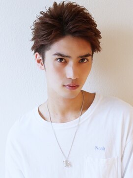 アフロート ディル(AFLOAT D'L) ◆AFLOAT◆サイドパートショートワイルドアップバング　テクノ