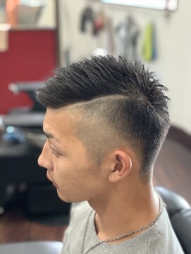 カルムンド バイ トコヘイ(CALMUNDO by TOKOHEI) 【ちょいワルアシメ風ワイルドツーブロック】