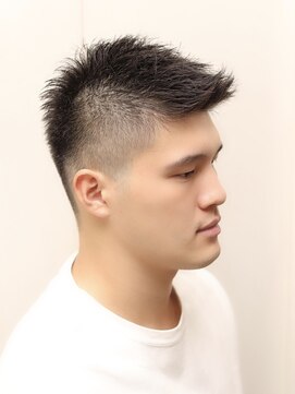 ヘアーアンドグルーミング ヨシザワインク(HAIR&GROOMING YOSHIZAWA Inc.) 【ヨシザワ人形町】20代30代ジェットモヒカン風刈り上げショート