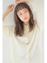 ガリカ 横浜(Gallica) フェミニンロング/ぱっつん前髪オン眉/透明感ベージュ<横浜>