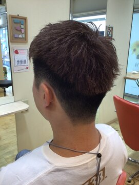 エイチエアー アルファ H'air alfa つつじヶ丘北口店 ツーブロック ショートヘア ハイトーンカラー