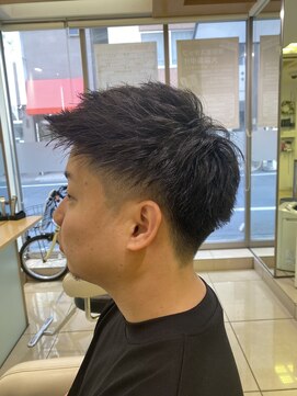 アデイ 大森店(AdAy) アップバング　短めツーブロック