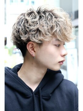 リップス レイ ギンザ(LIPPS Ray GINZA) くるっとスパイラルマッシュツーブロック刈り上げ