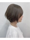 透け感ショートヘア