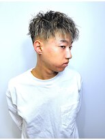 クオンヒール(QUON HEAL) スキンフェードツイストスパイラルスタイル