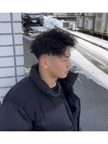 ゴッド(GOD) スキンフェード×ツイスパ
