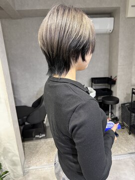 スティーン(STEEN) ショートウルフ×デザインカラー