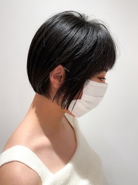 ヴィヴィ(VIVIE) 小顔大人可愛いダークカラー切りっぱなしミニボブストレートボブ