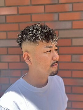 ラフカッターズ 立川駅南口店 スペインカール【立川/理容室/床屋/シェービング/フェード】