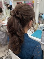 ルナクレセント (Luna crescent)&nbsp;長さ出しポニーテール