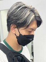 ウィコ 新宿(WICO)&nbsp;ホワイトハイライト☆[ケアブリーチ/ペールベージュ/新宿駅]