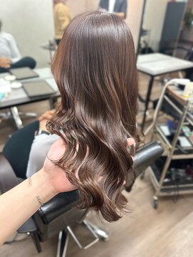 ヴィフ 大船(VIF) ココアベージュ/ピンクベージュ/白髪ぼかし/ハイライト/大船駅