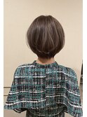 ショートボブ