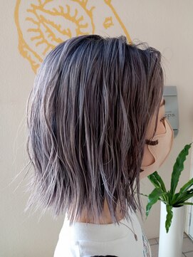 ヘアールーム シープス(hair room sheeps) 切りっぱなしボブ×ラベンダーカラー