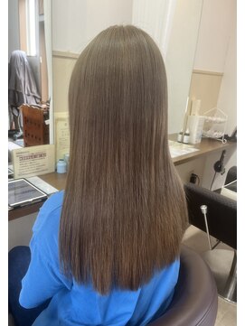 コアフィールフィス(COIFFURE fils) 《見附　今町》M3D ミルクティーベージュ