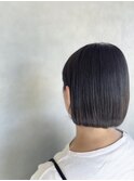 大人の耳掛けショートボブ　