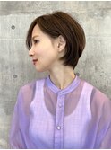 透明感髪質改善カラー小顔艶感前下がりショート