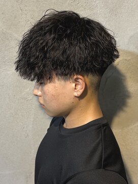 ニアウ 高崎店(Niau) メンズマッシュ縦落ちツイストスパイラルパーマ群馬高崎眉毛