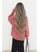 アンディー(&dy)&nbsp;髪質改善　レイヤーロング　ダブルカラーミルクティーベージュ