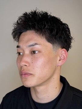 クオンヒール 淀屋橋店(QUON HEAL) ウォーリアカット/ピンパーマ/テーパーフェード/△