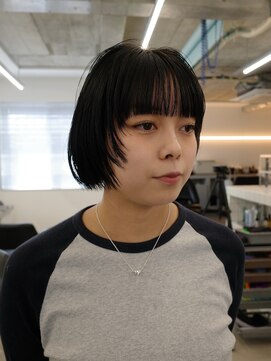 テンション(tension) レイヤーカットボブ髪質改善縮毛矯正札幌駅大通駅バスセンター駅