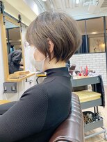 マグ ギンザ(mag ginza) 美シルエット・立体感大人ショート・アッシュグレージュ【BISA】