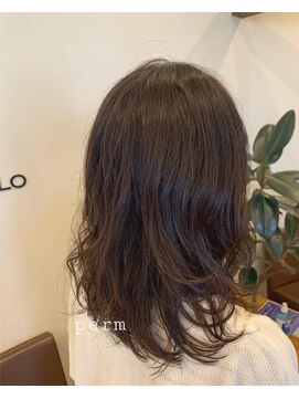 レガロ 南口店(REGALO) 外巻きパーマ×サイドバング