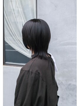 ホワイトルーム(White Room) 黒髪のウルフスタイル♪