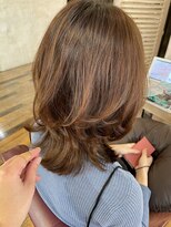 ミディアムレイヤー（くすみブルーミニウルフデジタルパーマ