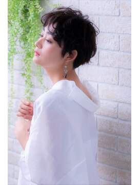 ソア 武蔵小杉(SOAR) ビタミンカラー＆メルティーカラーの黒髪小顔マッシュくびれヘア