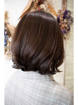 オラ ボーテ(Aura Beaute) 『AuraBeaute京都』ミディアム　ボブ　くびれスタイル　ベージュ