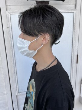 フェール(faire) 前下がりセンターパート