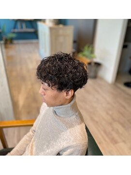 ニード(NIDO) 刈り上げマッシュ×ツイストスパイラル