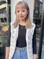 ヘアー アイス ルーチェ(HAIR ICI LUCE) ミルクティーベージュ ブロンド ハイトーン ワイドバング /城倉