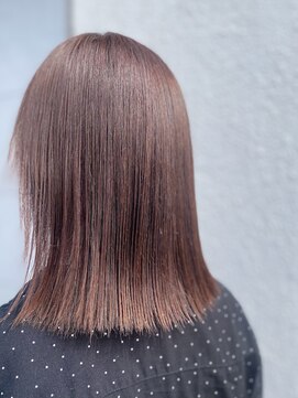 レエラ(LeLa) 艶髪ピンクカラー